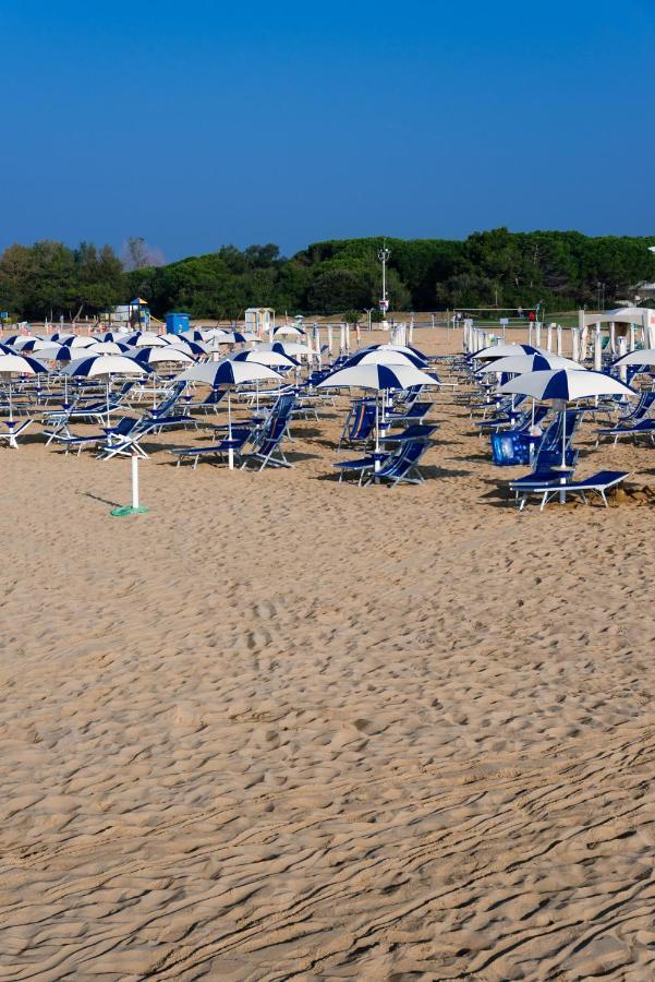 Residence Le Zattere Bibione Eksteriør billede