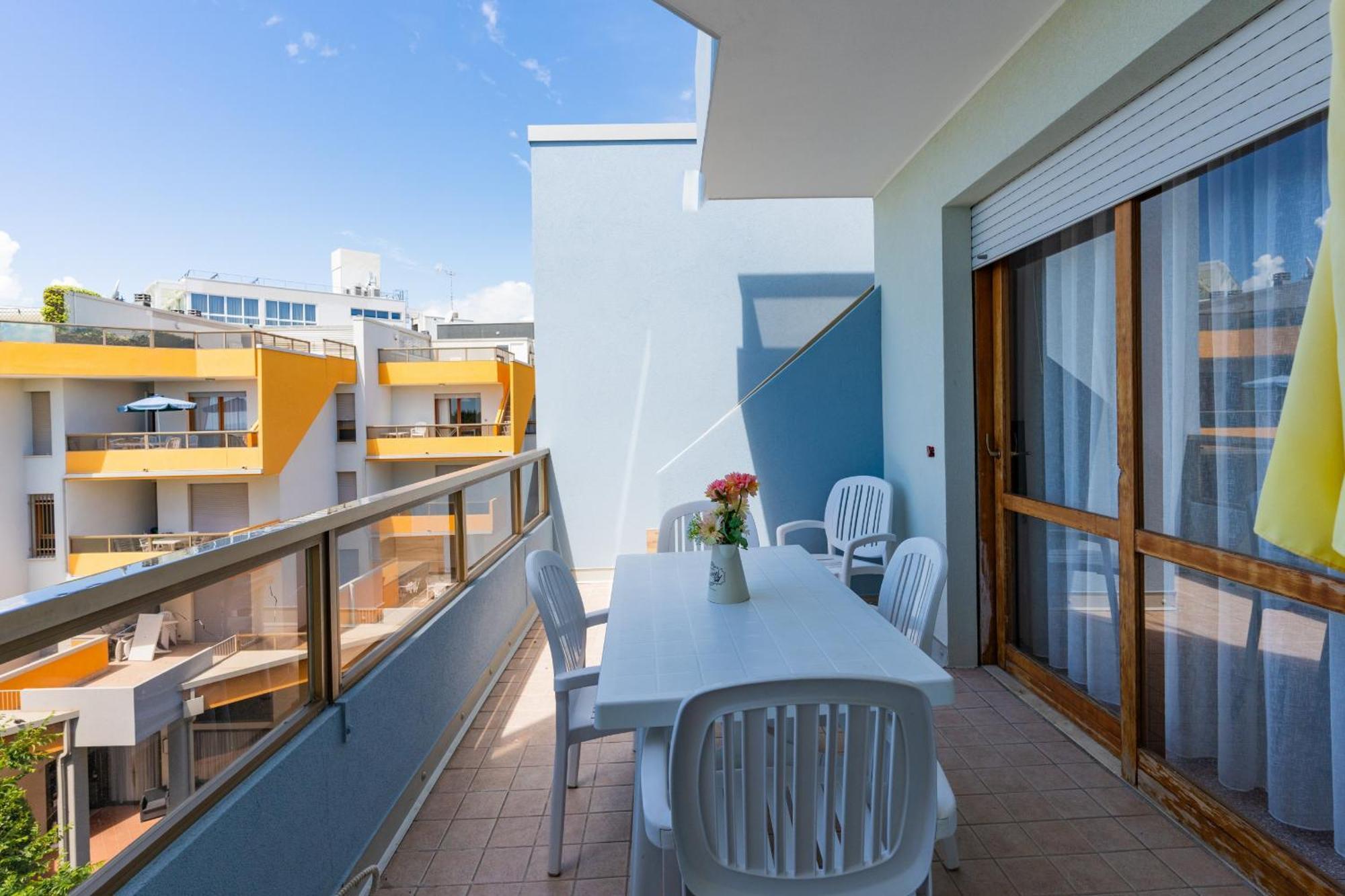 Residence Le Zattere Bibione Eksteriør billede